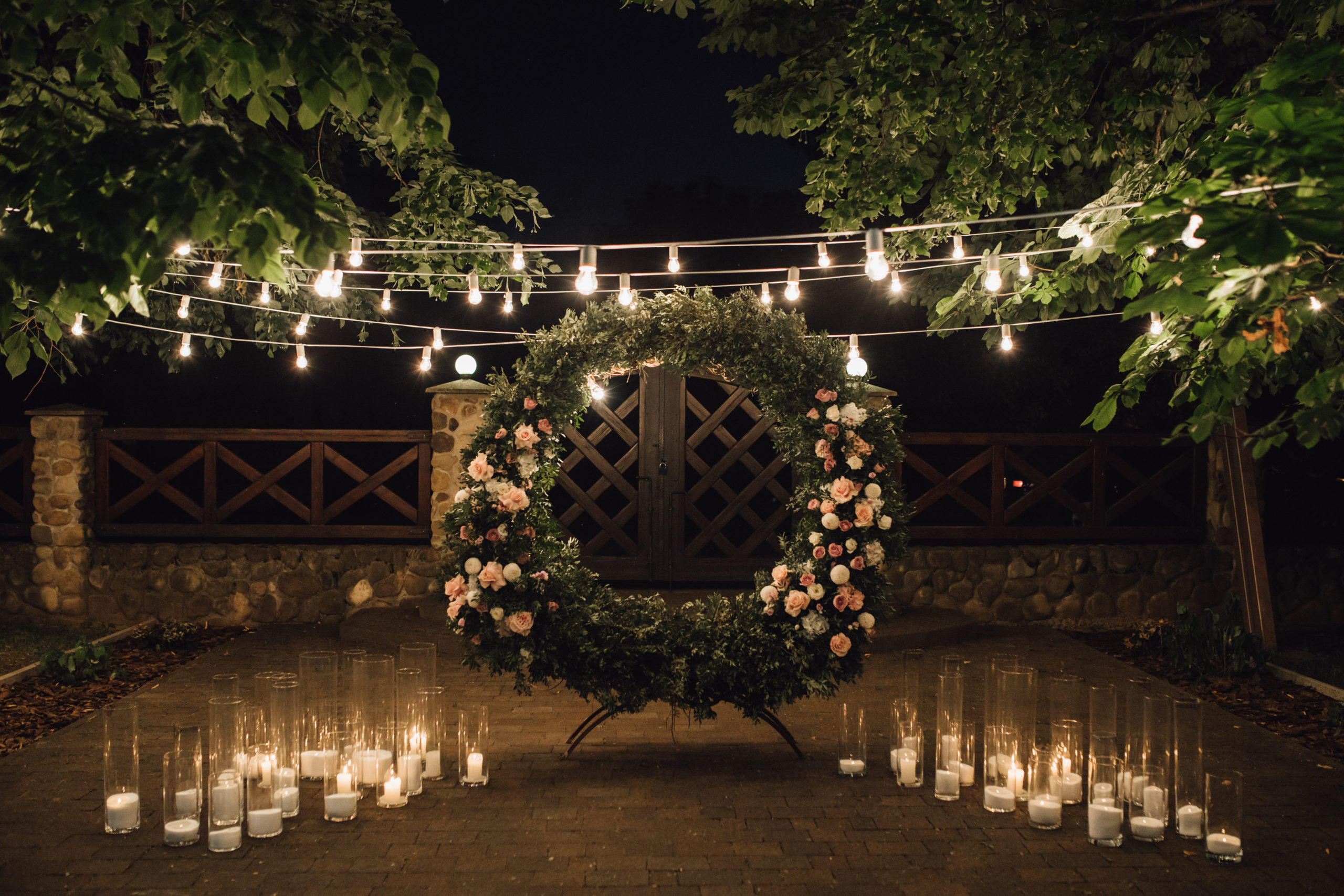 decoración con flores para bodas